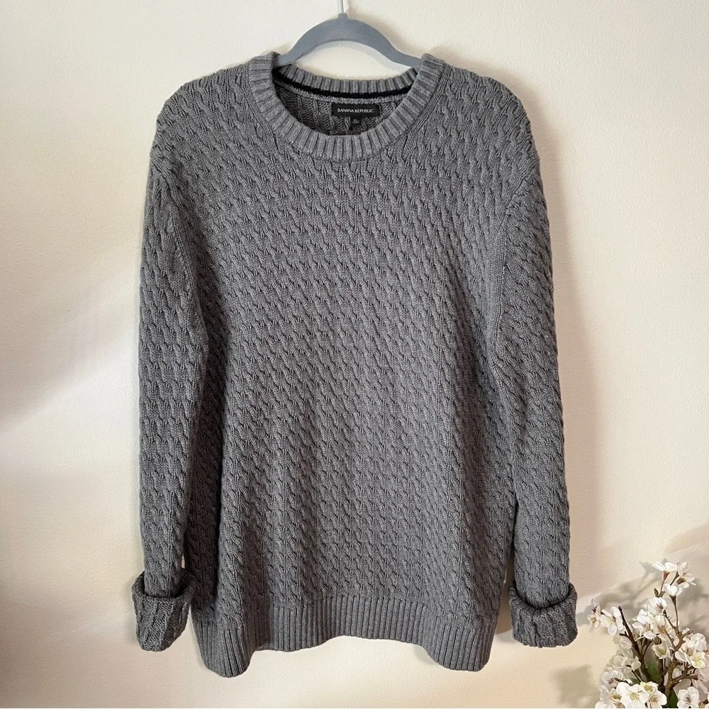 Banana republic 100% cotton gray cable knit mens sweater size XL